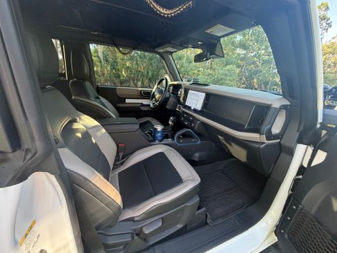 Used 2022 Ford Bronco Wildtrak AWD/4WD image 20