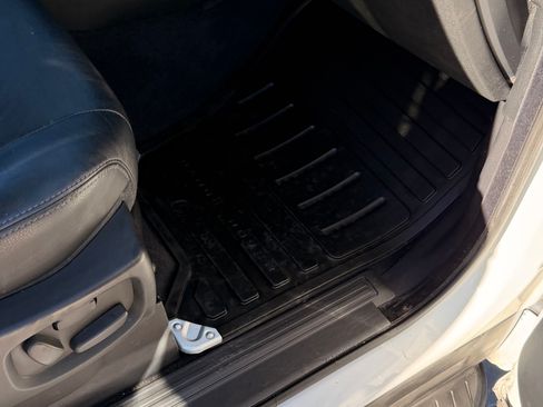 Used 2012 Land Rover Range Rover Sport HSE image 29