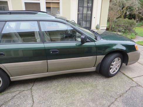 Used 2000 Subaru Outback Wagon 4D image 8