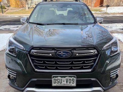 Used 2023 Subaru Forester Touring image 5