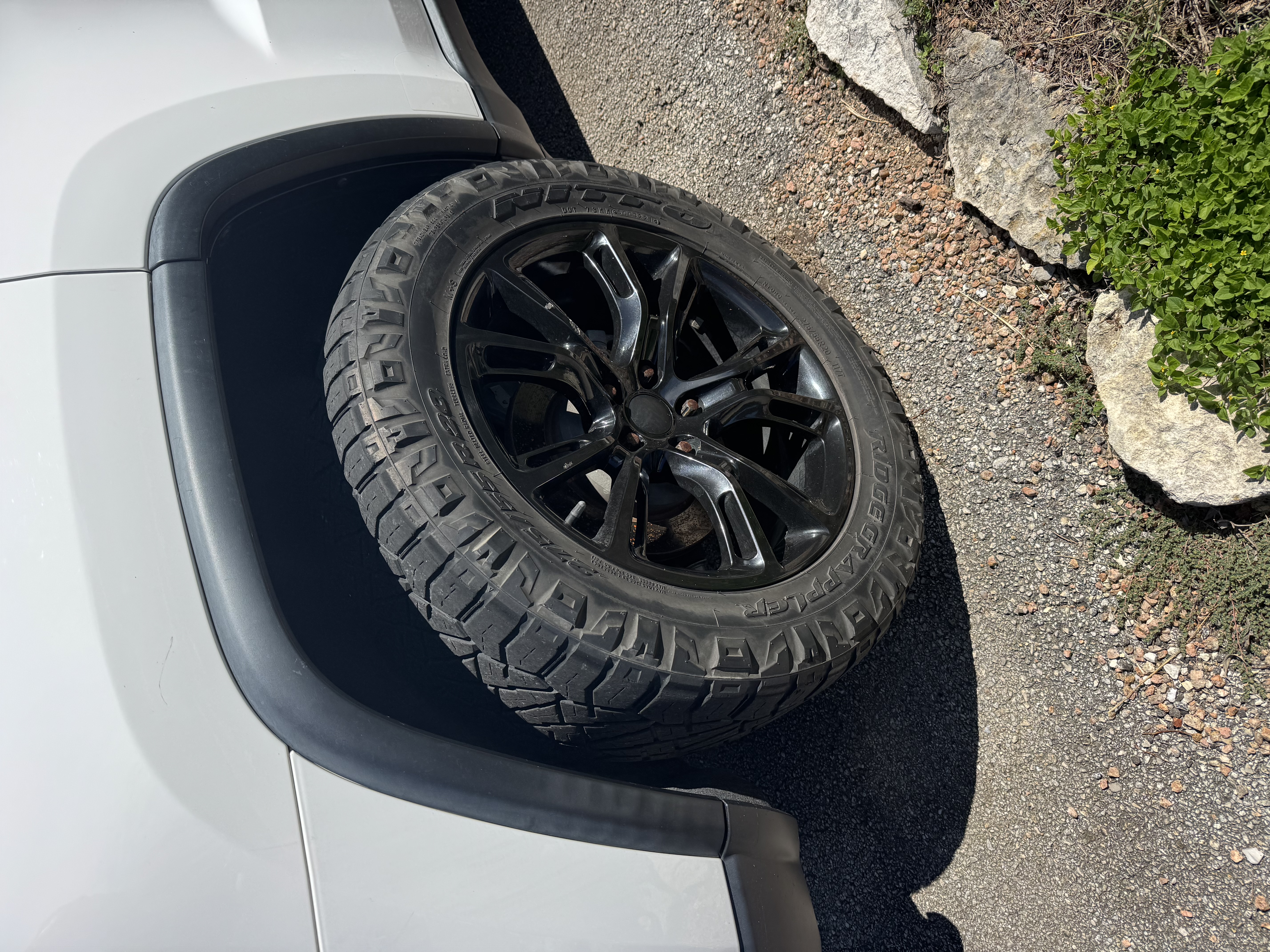 Used 2019 Jeep Grand Cherokee Trailhawk AWD/4WD image 17