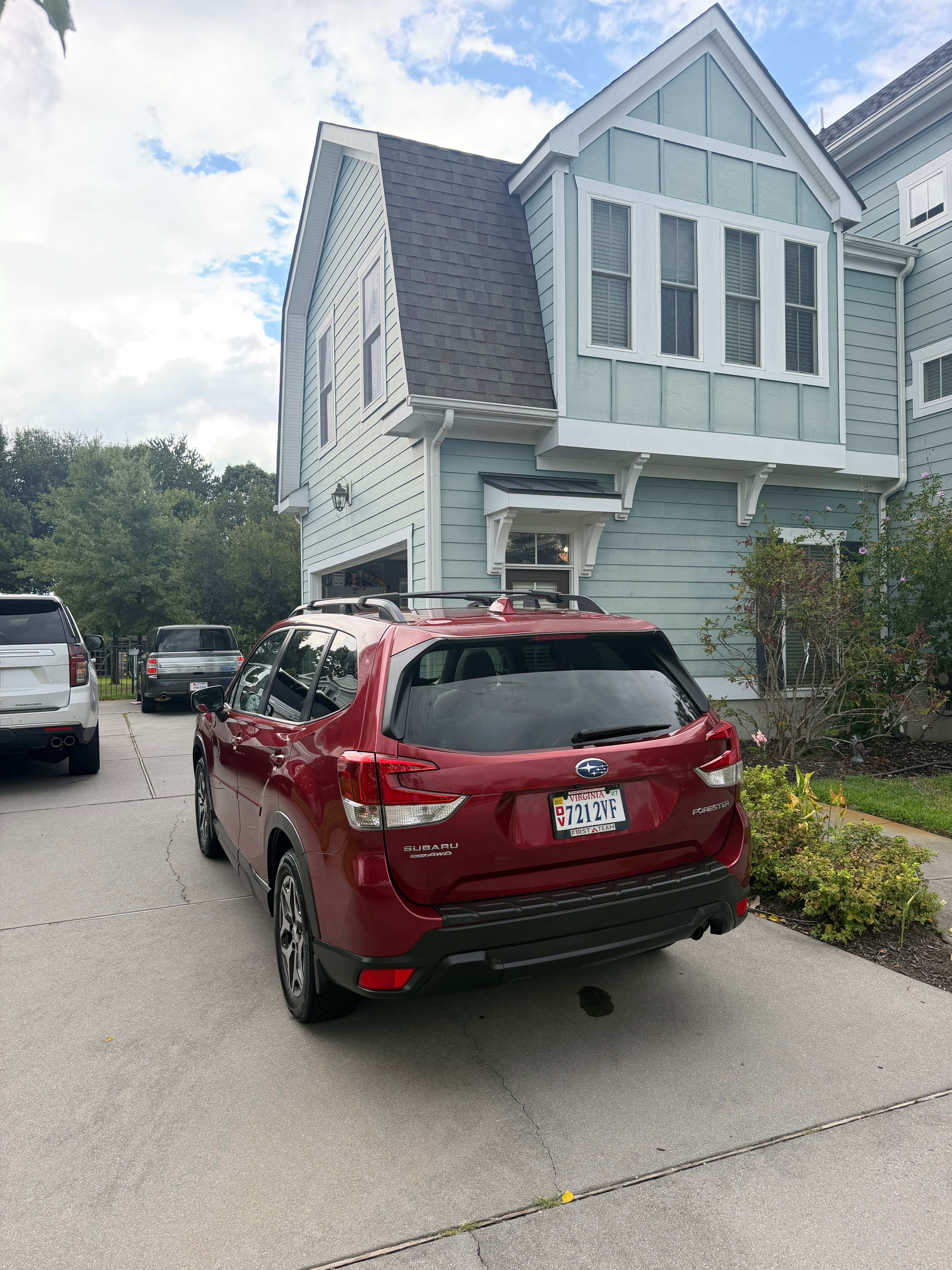 Used 2019 Subaru Forester Premium AWD/4WD image 4