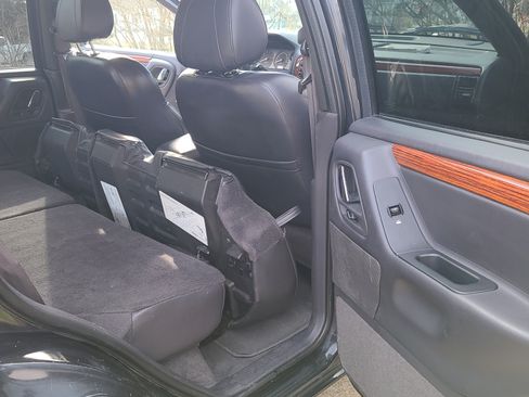 Used 1999 Jeep Grand Cherokee Limited image 19