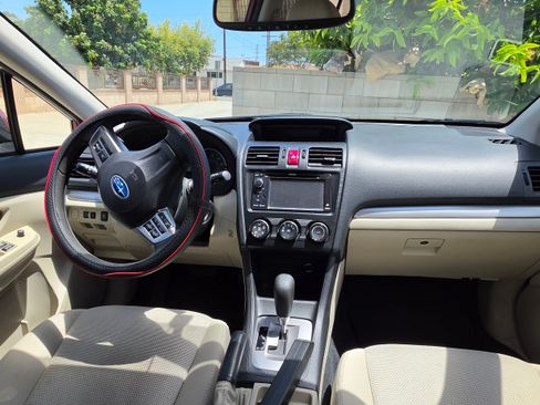 Used 2014 Subaru Crosstrek 2.0i Premium AWD/4WD image 5