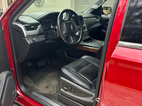 Used 2015 Chevrolet Tahoe LTZ image 6