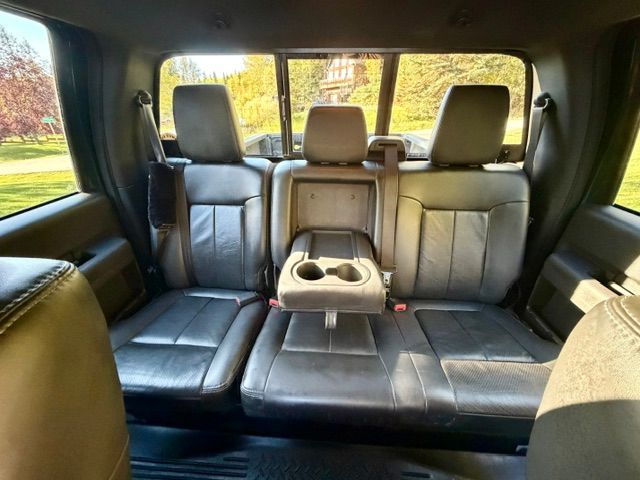 Used 2011 Ford F250 Lariat w/ Lariat Interior Pkg AWD/4WD image 22
