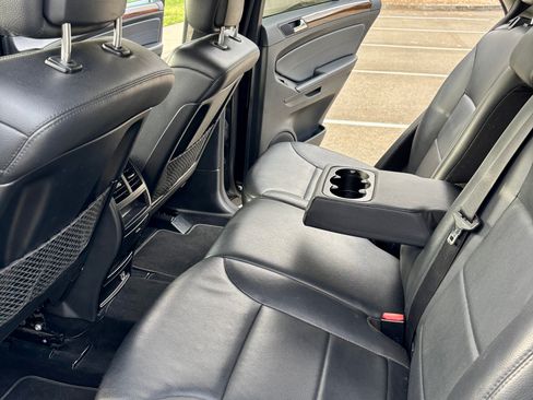 Used 2011 Mercedes-Benz ML 350 4MATIC image 15