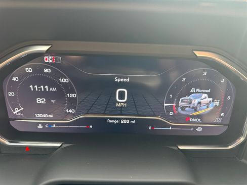 Used 2025 GMC Sierra 2500 AT4X w/ AT4X AEV Edition image 14