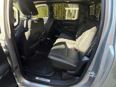 Used 2022 RAM 1500 Limited image 11