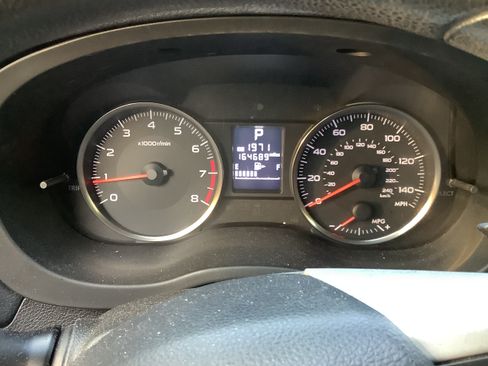 Used 2015 Subaru Crosstrek 2.0i Premium w/ Moonroof Package image 18