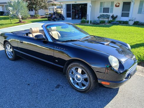 Used 2004 Ford Thunderbird image 5