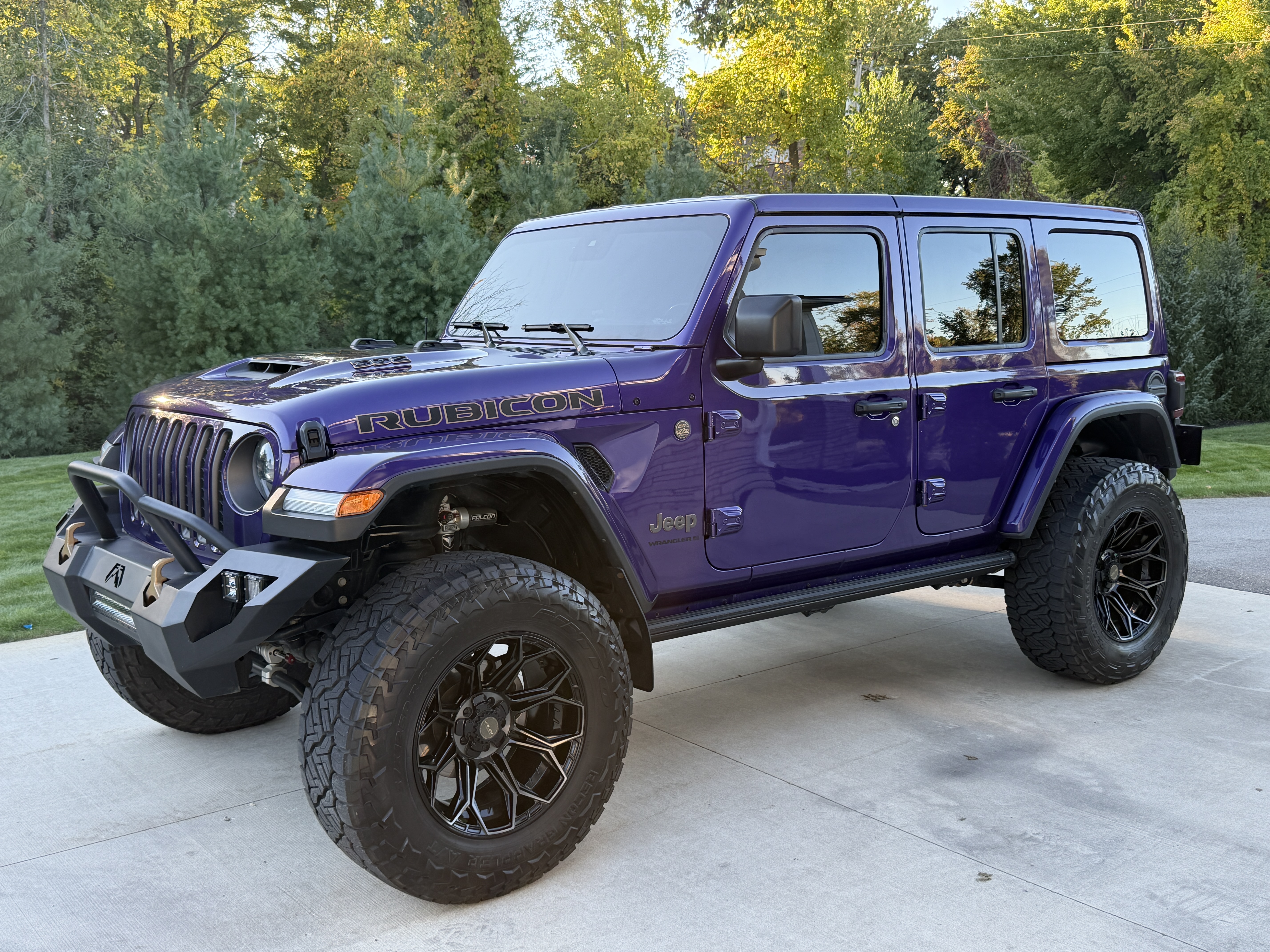 Used 2023 Jeep Wrangler Unlimited Rubicon 392 w/ Trailer Tow Package AWD/4WD image 5
