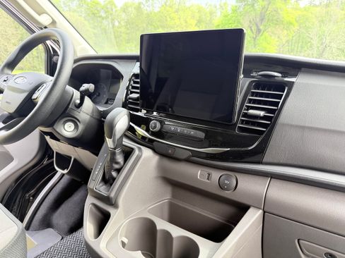 Used 2025 Ford Transit 350 XLT AWD/4WD image 9