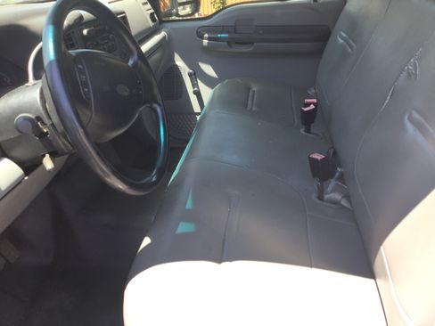 Used 2002 Ford F350 2WD Regular Cab Super Duty image 11