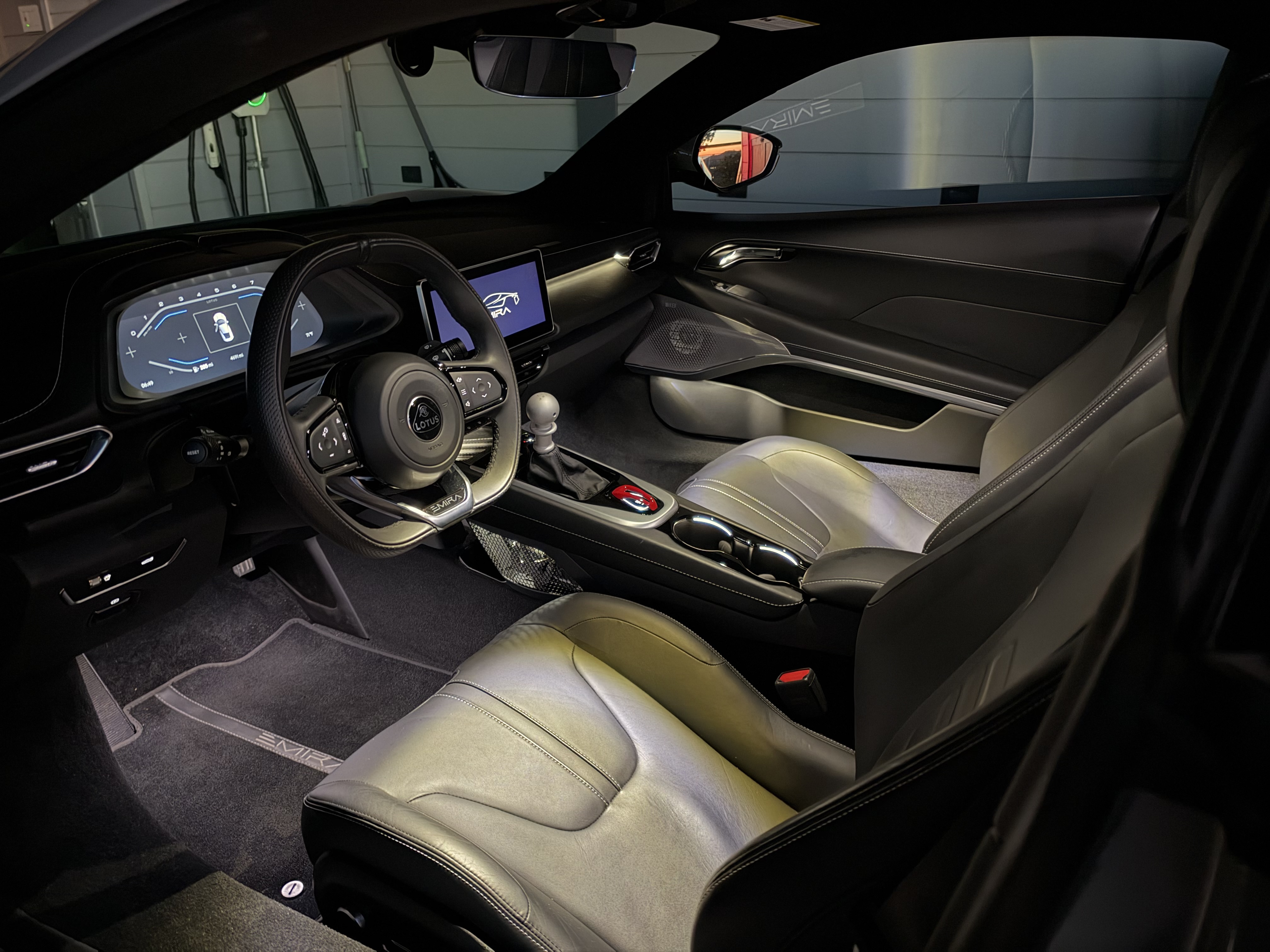 Used 2024 Lotus Emira First Edition RWD image 1