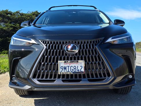 Used 2024 Lexus NX 350h AWD w/ Vision Package image 4