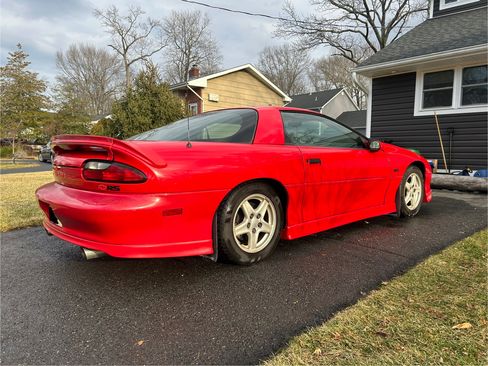 Used 1997 Chevrolet Camaro RS w/ Preferred Equipment Group 2 image 8
