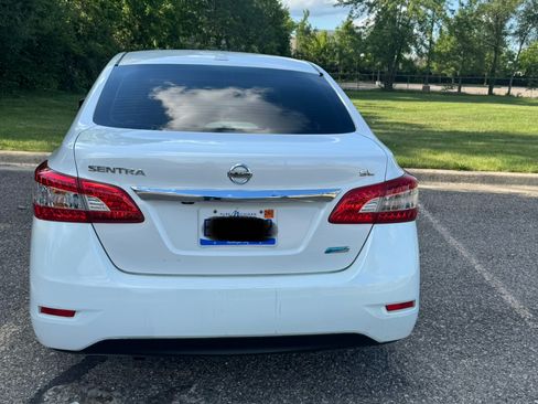 Used 2013 Nissan Sentra SL w/ Premium Pkg FWD image 4