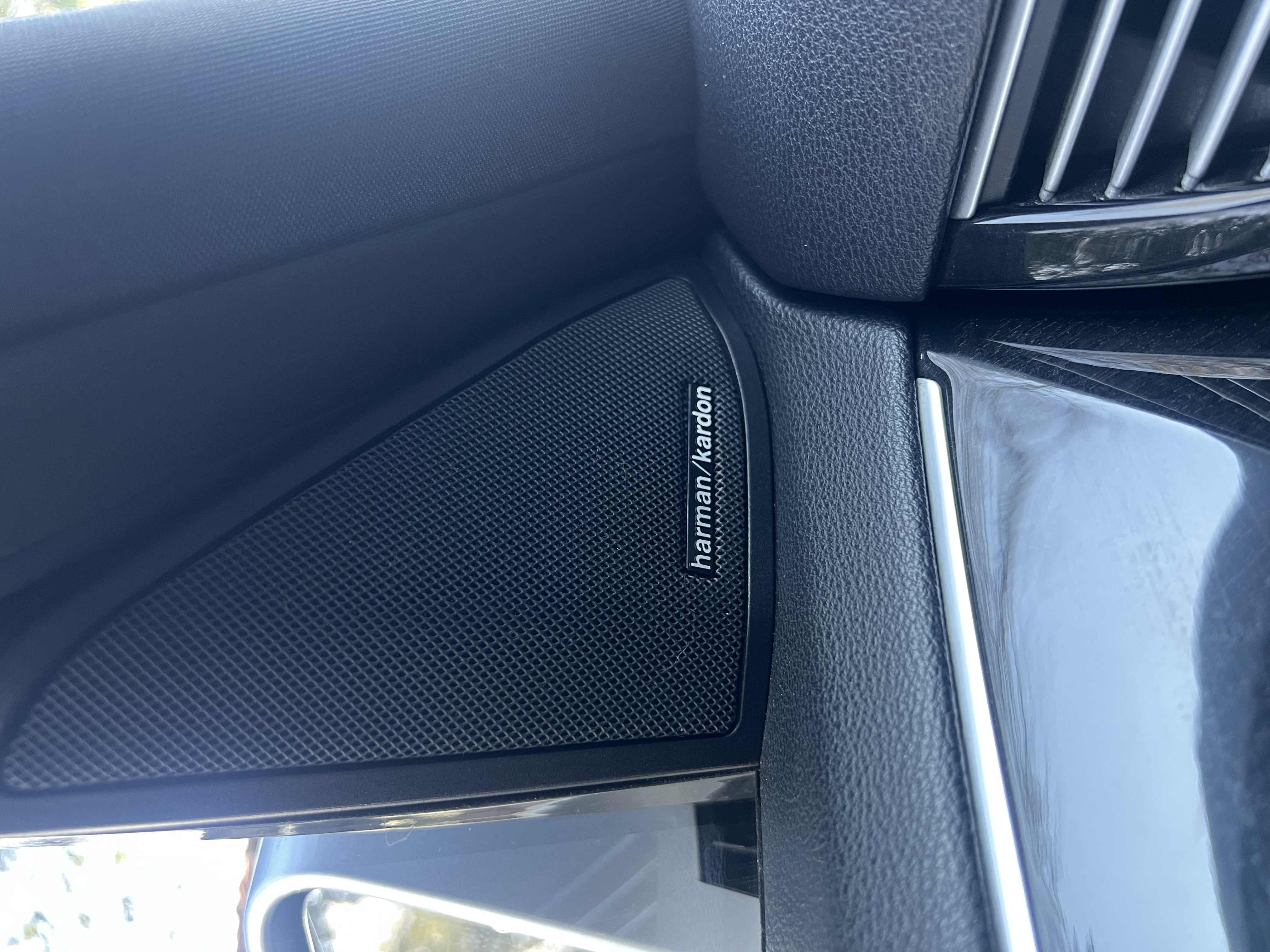 Used 2013 Mercedes-Benz E 350 Sedan image 23