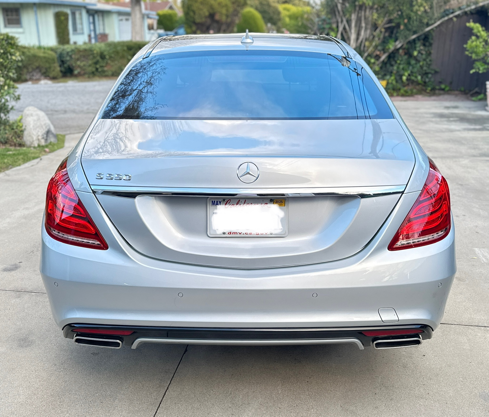 Used 2015 Mercedes-Benz S 550 Sedan image 4