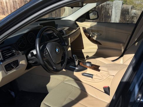 Used 2015 BMW 320i xDrive Sedan AWD/4WD image 8