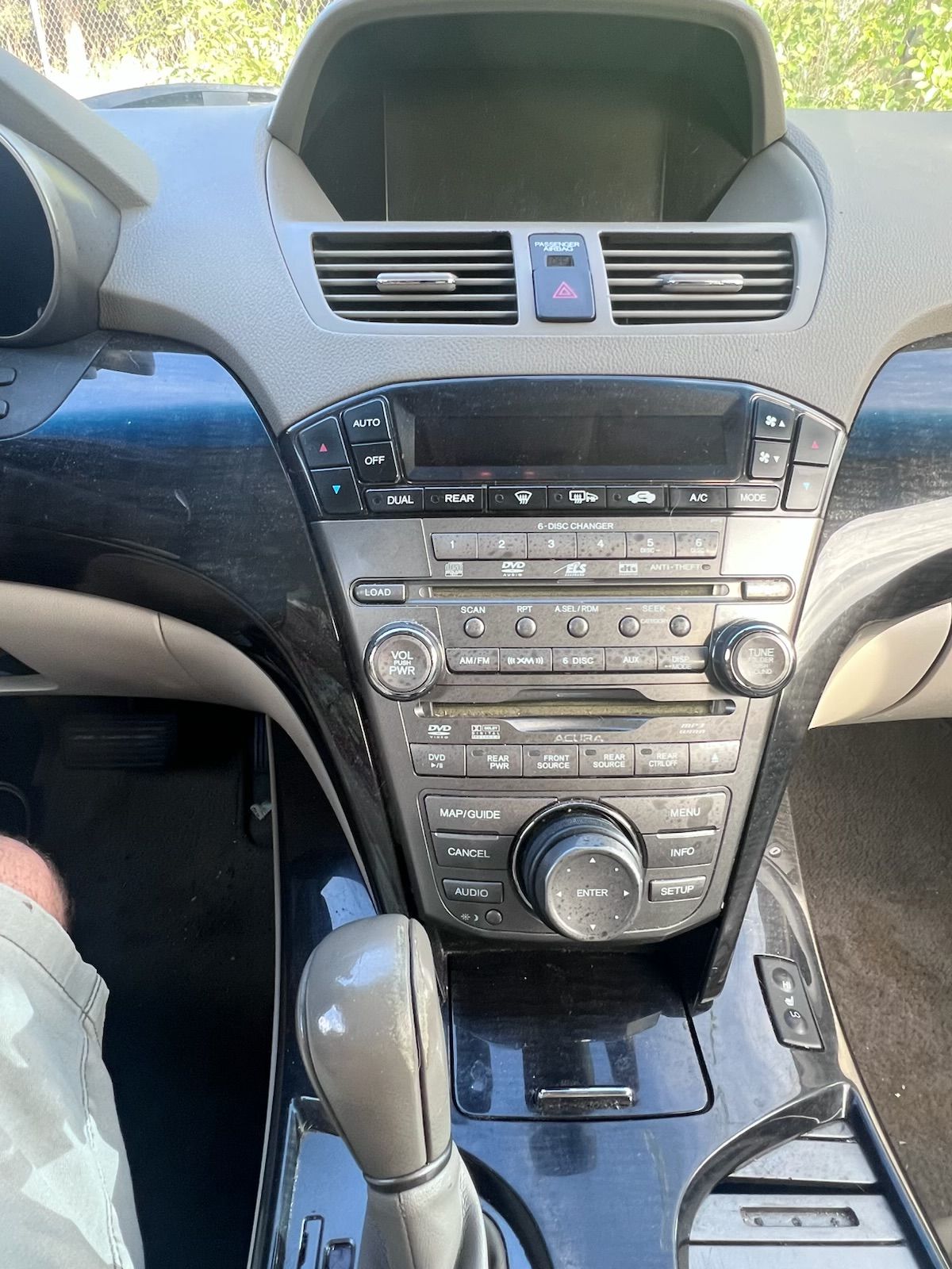 Used 2009 Acura MDX w/ Technology & Entertainment AWD/4WD image 9