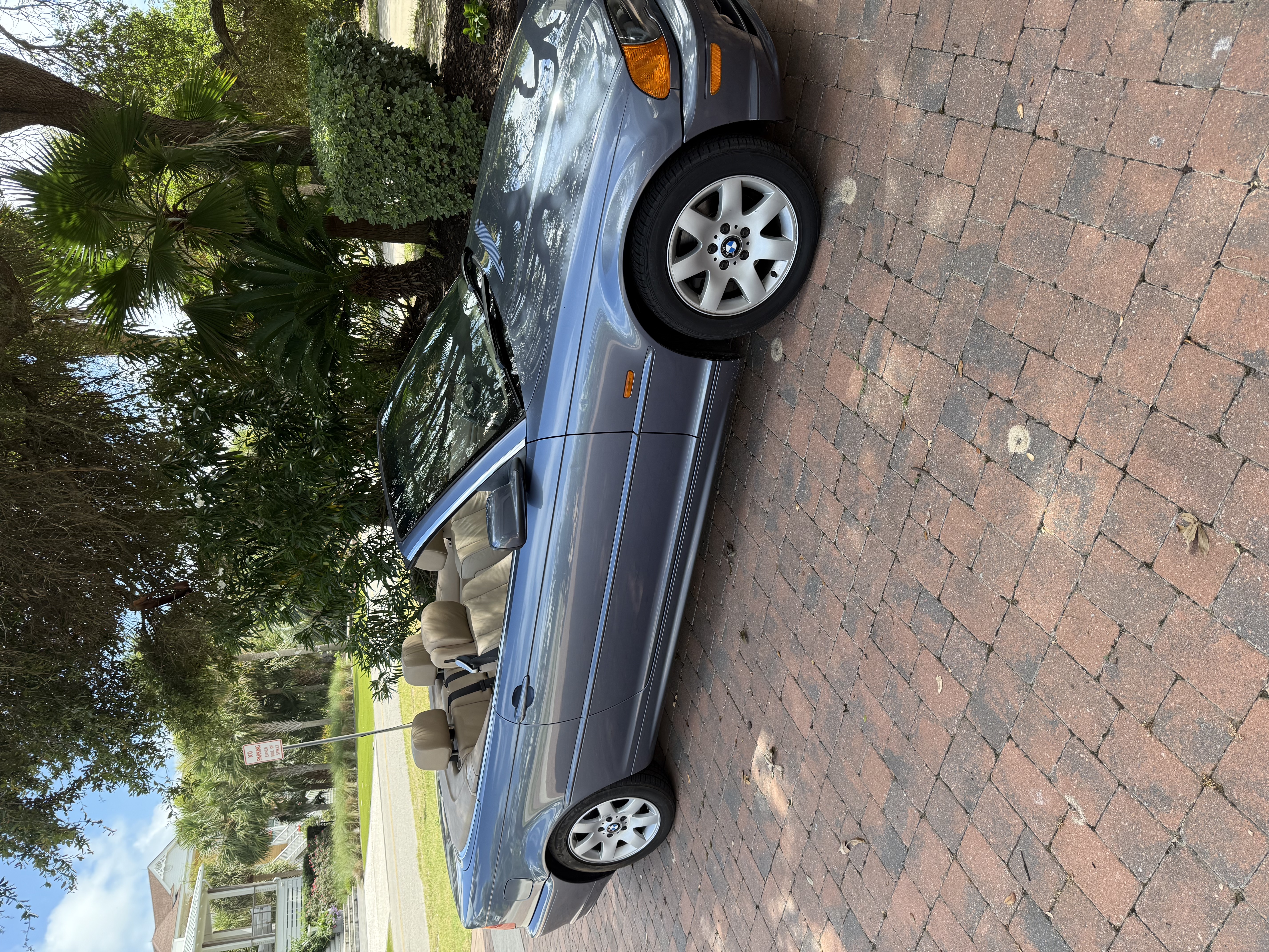 Used 2000 BMW 323ci Convertible RWD image 1