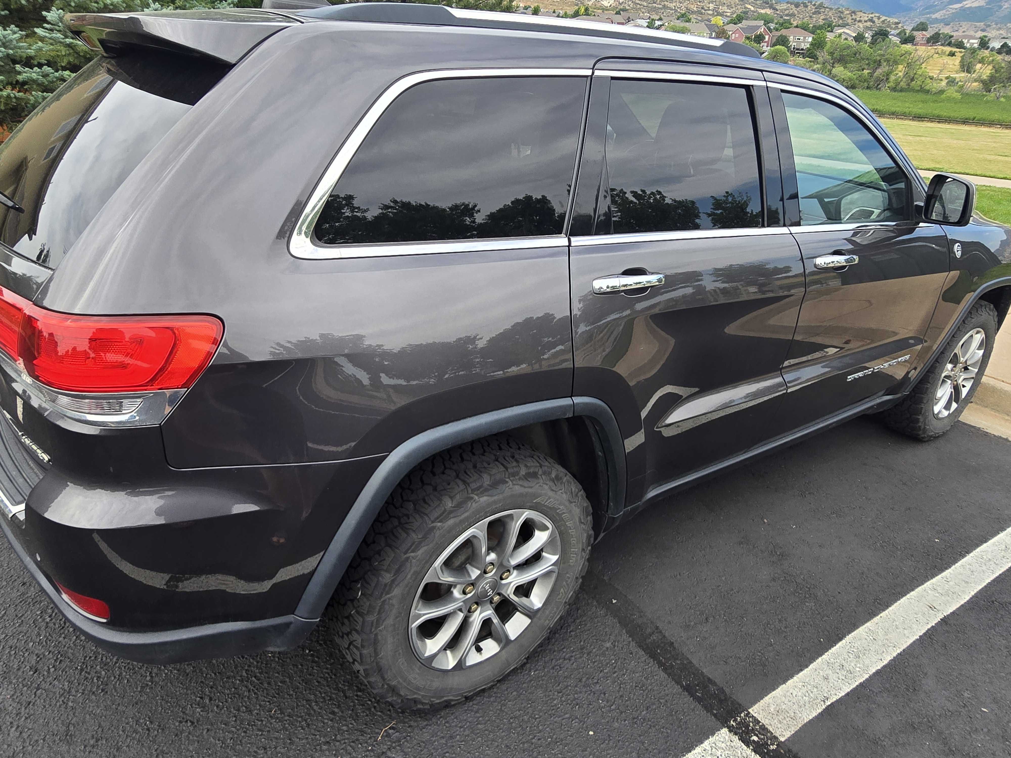 Used 2015 Jeep Grand Cherokee Limited AWD/4WD image 12