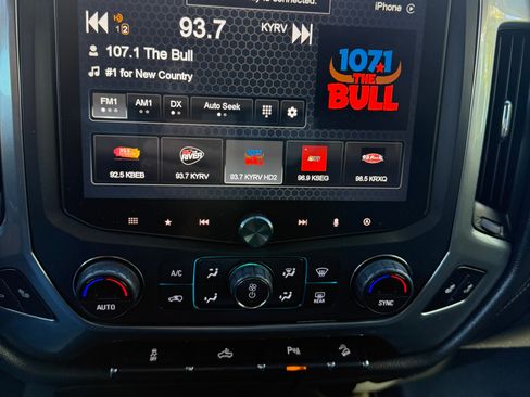 Used 2017 Chevrolet Silverado 1500 LTZ Z71 w/ Midnight Edition AWD/4WD image 13