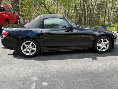 Used 2001 Honda S2000 image 4