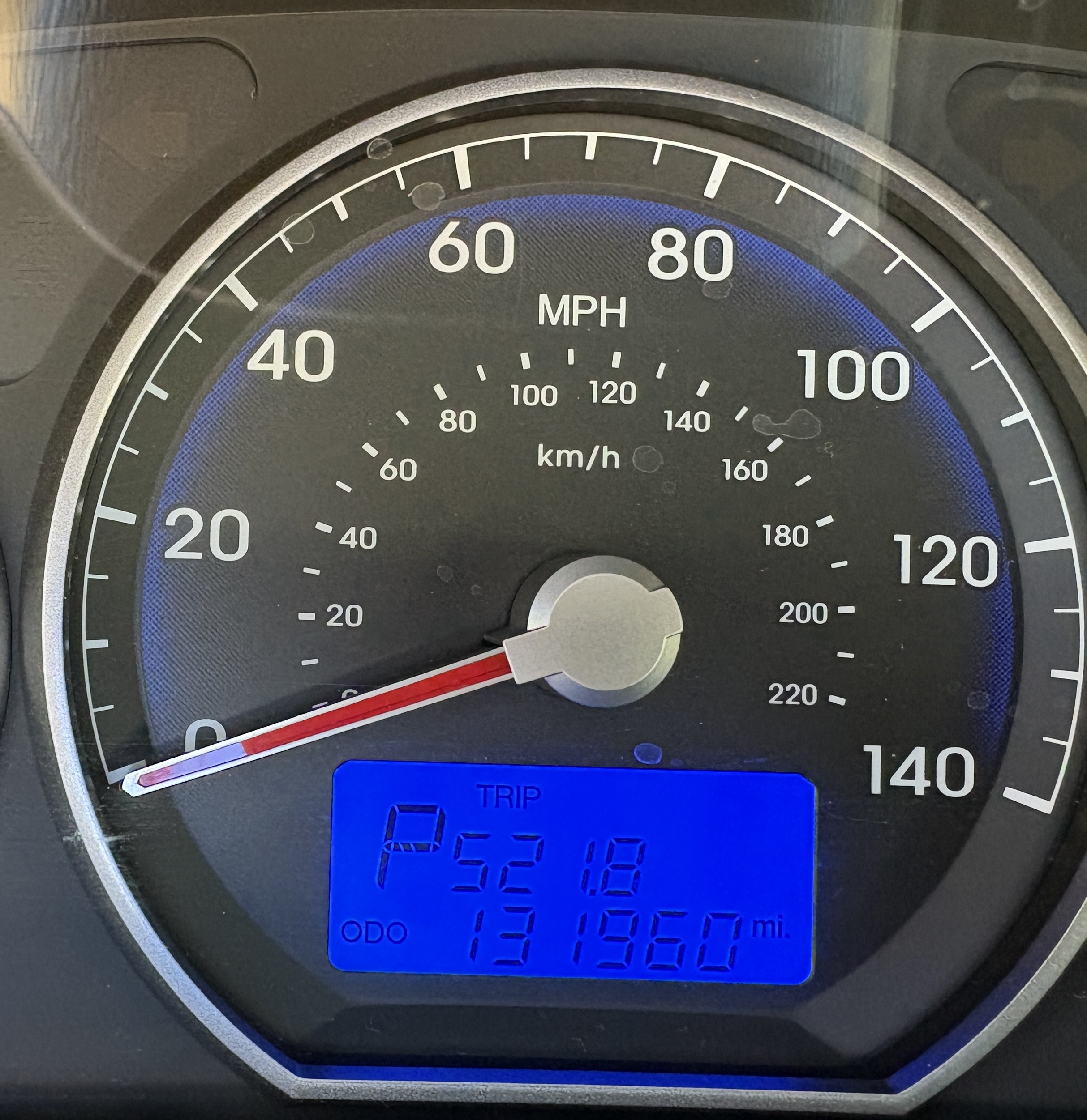 Used 2011 Hyundai Santa Fe Limited FWD image 1
