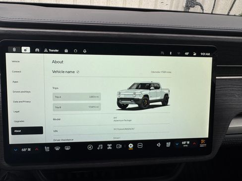 Used 2022 Rivian R1T Adventure image 8