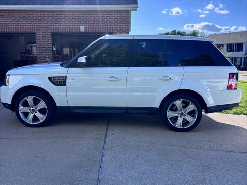 Used 2013 Land Rover Range Rover Sport HSE LUX w/ HSE Luxury Silver Pkg AWD/4WD image 2