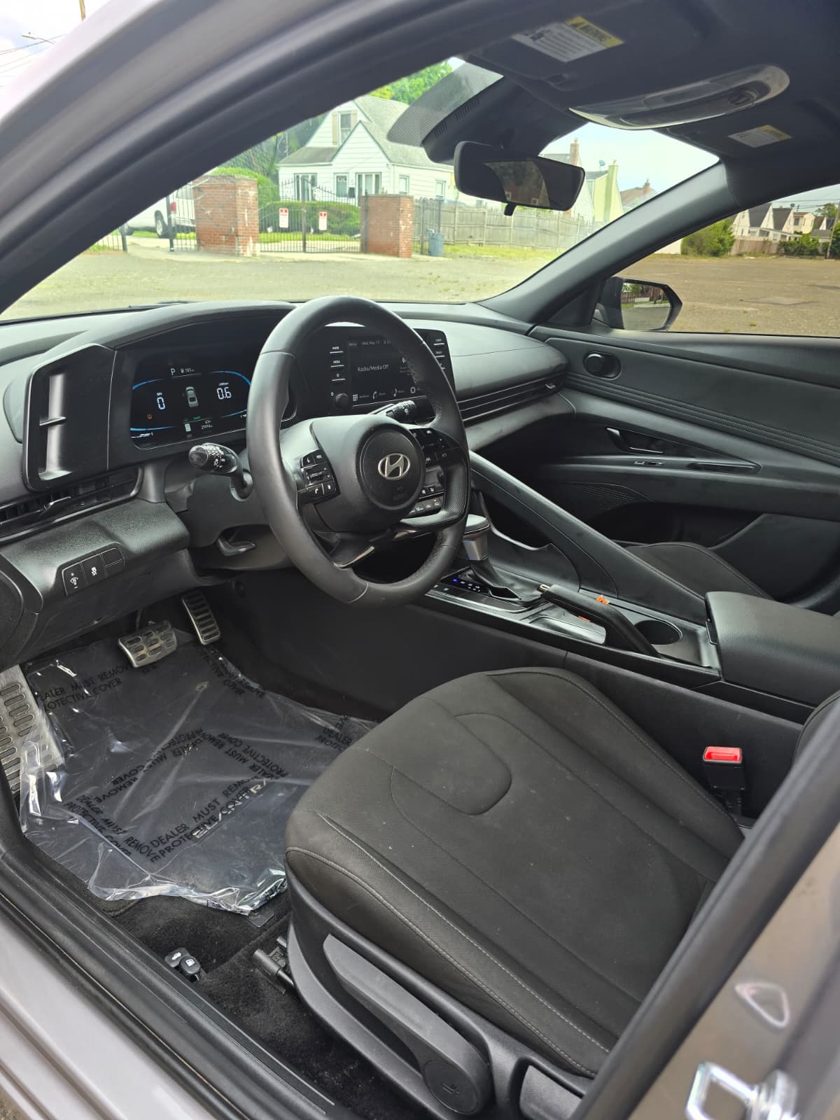 Used 2025 Hyundai Elantra Sport FWD image 17