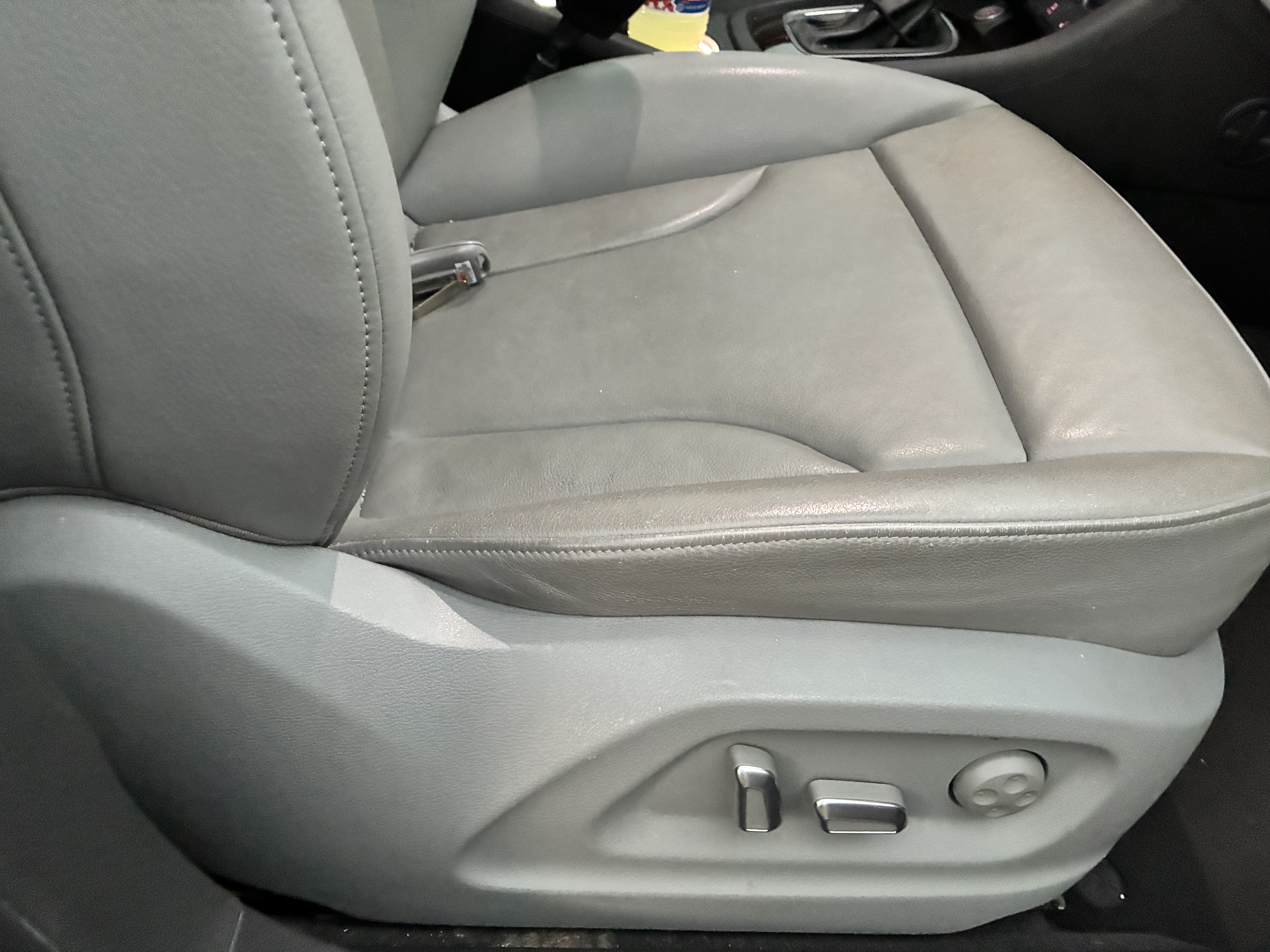 Used 2016 Audi Q3 2.0T Premium Plus w/ Technology Package FWD image 2