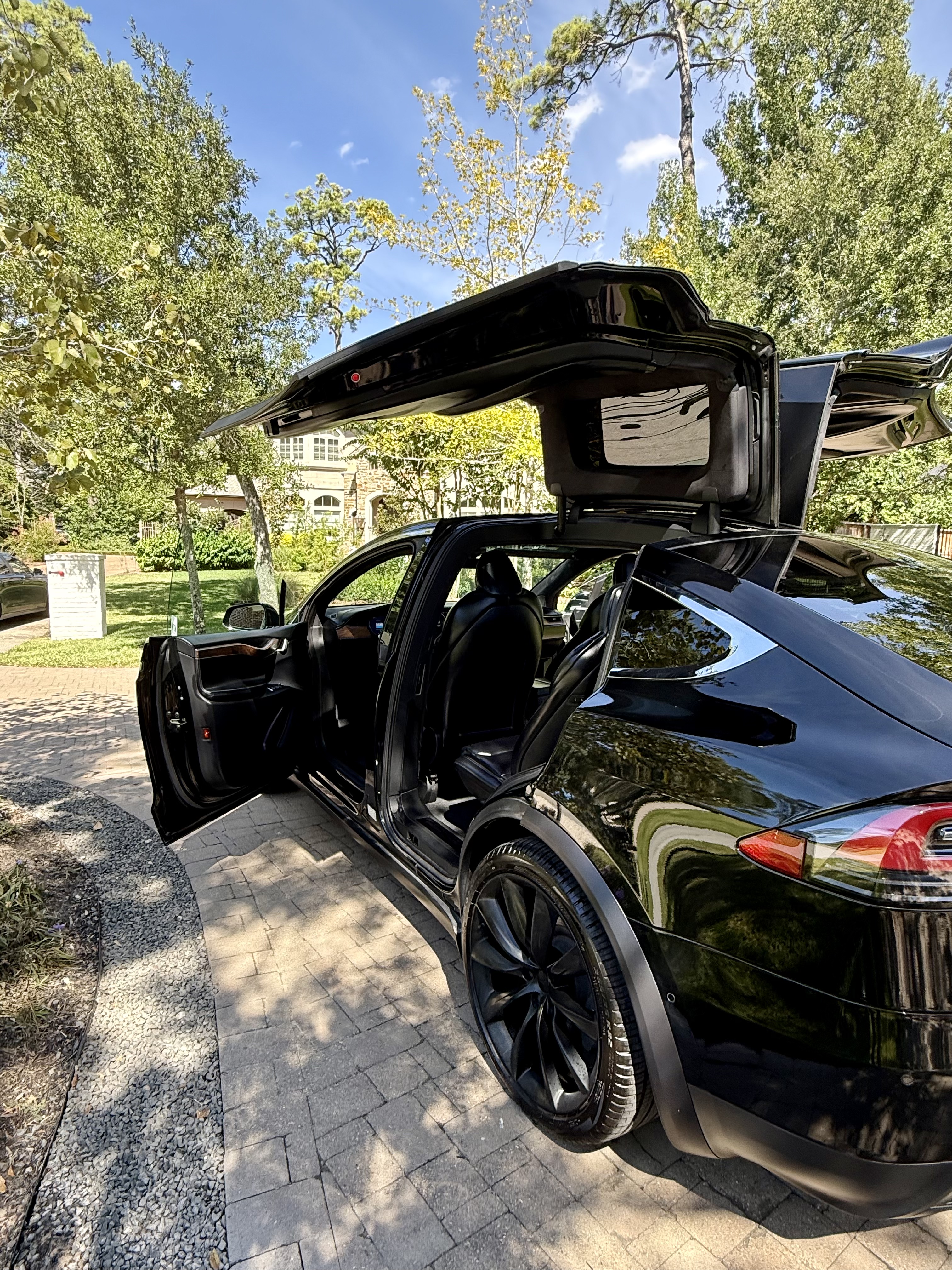Used 2020 Tesla Model X Long Range AWD/4WD image 13