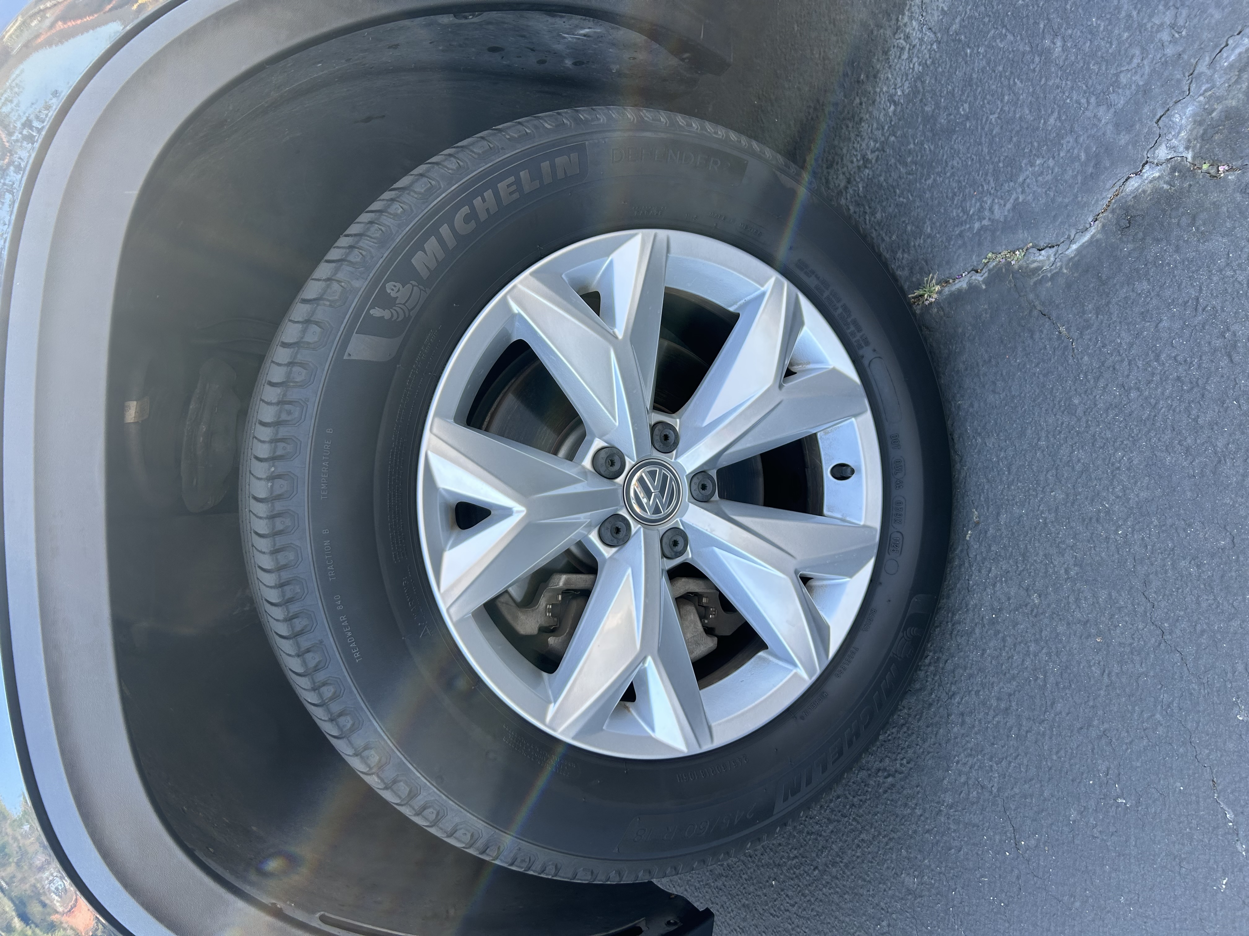 Used 2019 Volkswagen Atlas SE FWD image 12