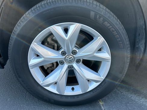 Used 2019 Volkswagen Atlas SE FWD image 12