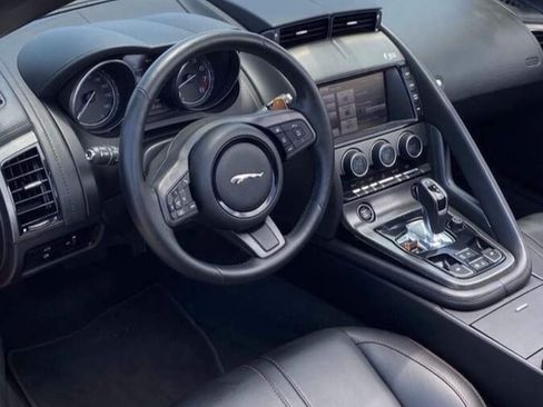 Used 2014 Jaguar F-TYPE Convertible image 9