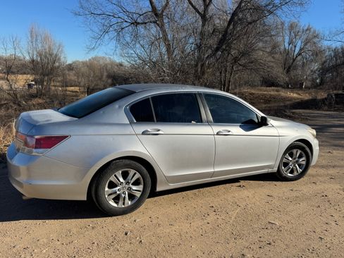 Used 2011 Honda Accord LX-P image 1