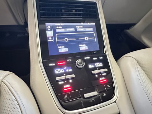 Used 2018 Porsche Panamera 4S AWD/4WD image 16