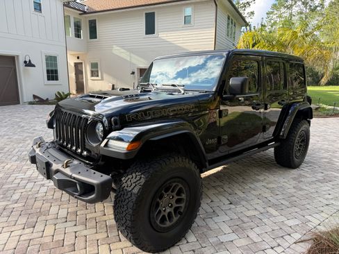 Used 2022 Jeep Wrangler Unlimited Rubicon w/ Xtreme Recon 35" Tire Package AWD/4WD image 5