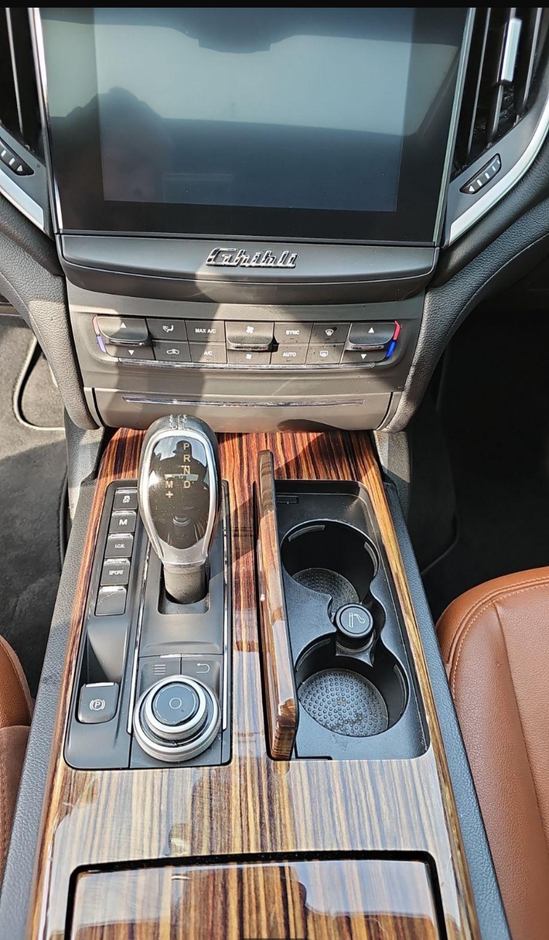 Used 2018 Maserati Ghibli S Q4 AWD/4WD image 16
