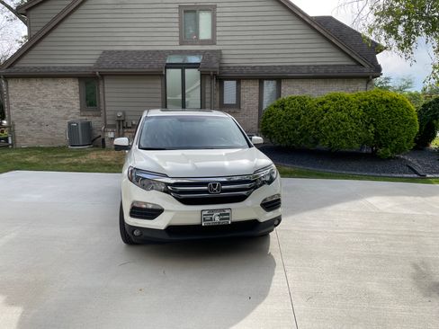 Used 2017 Honda Pilot EX-L image 10