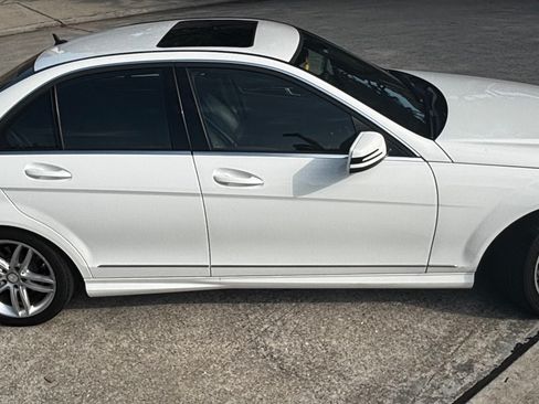 Used 2014 Mercedes-Benz C 250 Sedan image 9