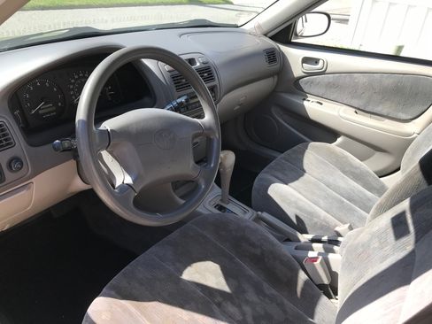 Used 1998 Toyota Corolla LE image 14