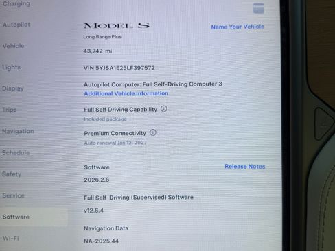 Used 2020 Tesla Model S Long Range Plus image 11