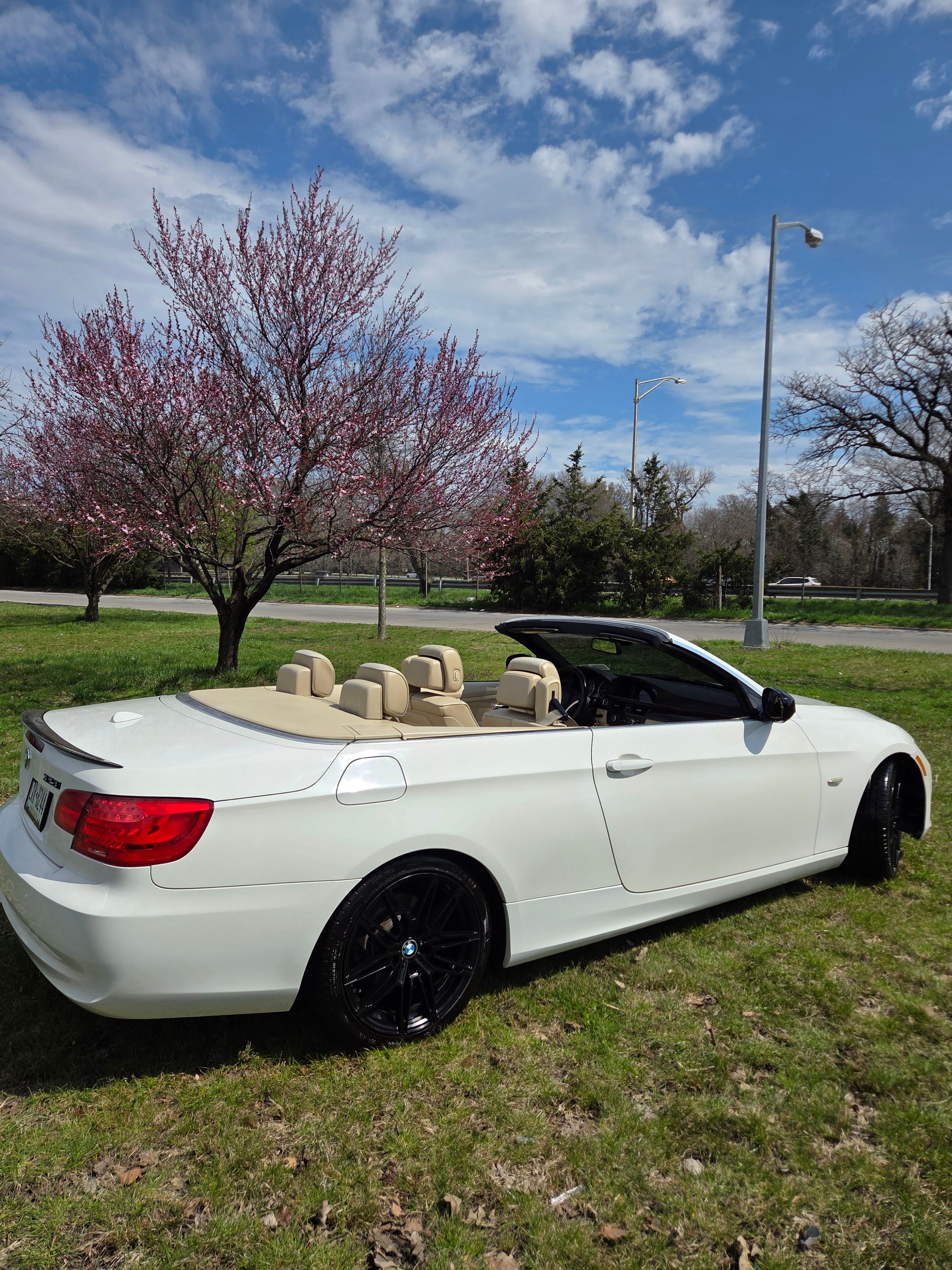 Used 2013 BMW 328i Convertible RWD image 11