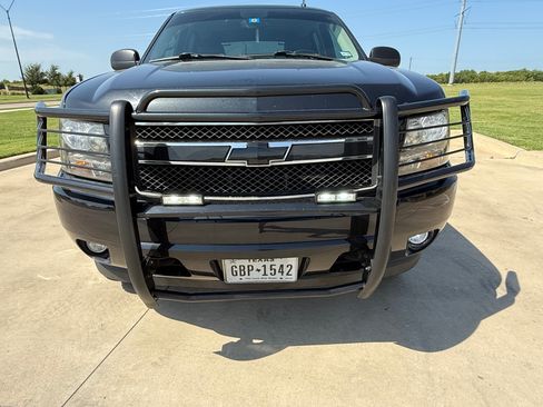 Used 2010 Chevrolet Avalanche LT w/ Luxury Package image 4