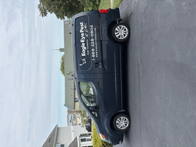 Used 2018 Nissan NV200 SV w/ Navigation Package FWD image 2